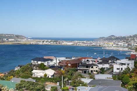Photo of property in 2 Waipapa Road, Hataitai, Wellington, 6021