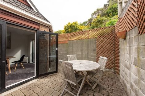 Photo of property in 18a Treasure Grove, Hataitai, Wellington, 6021