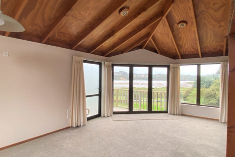 Photo of property in 758 Te Atatu Road, Te Atatu Peninsula, Auckland, 0610