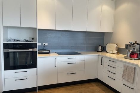 Photo of property in 70 Kittiwake Drive, Schnapper Rock, Auckland, 0632