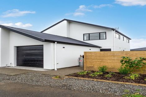 Photo of property in 5/20 Ballinger Place, Carterton, 5713