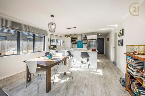 Photo of property in 14 Piripono Crescent, Pukekohe, 2120