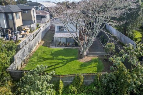 Photo of property in 12a Evans Road, Weymouth, Auckland, 2103
