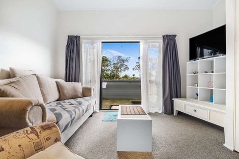 Photo of property in 22a/30 Westward Ho, Glen Eden, Auckland, 0602