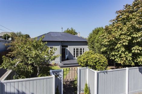 Photo of property in 58 Hawkesbury Avenue, St Albans, Christchurch, 8014