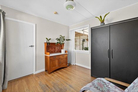 Photo of property in 47 Ranui Crescent, Diamond Harbour,  8971