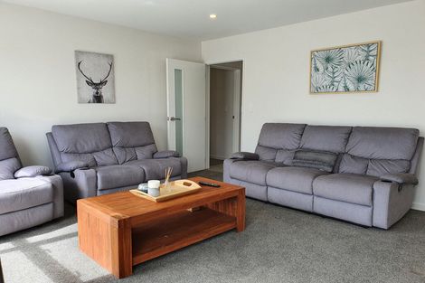 Photo of property in 37 Howden Drive, Jacks Point, 9371