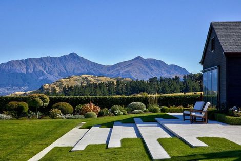 Photo of property in 10 Bluff View Terrace, Drift Bay, Queenstown, 9371