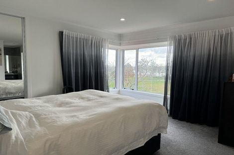 Photo of property in 152 Lake Crescent, Hamilton Lake, Hamilton, 3204