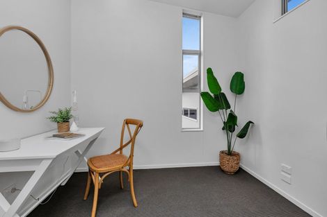 Photo of property in 152d One Tree Point Road, One Tree Point, 0118