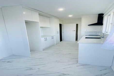 Photo of property in 16 Frangipani Avenue, Manurewa, Auckland, 2102