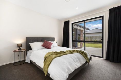 Photo of property in 9 Red Cottage Drive, Lake Hayes, Queenstown, 9304
