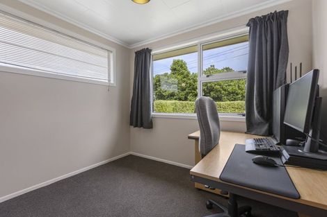 Photo of property in 28a Paritutu Road, Spotswood, New Plymouth, 4310