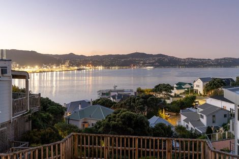 Photo of property in 4 The Crescent, Roseneath, Wellington, 6011