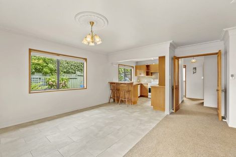 Photo of property in 1/51 Roseberry Avenue, Birkenhead, Auckland, 0626