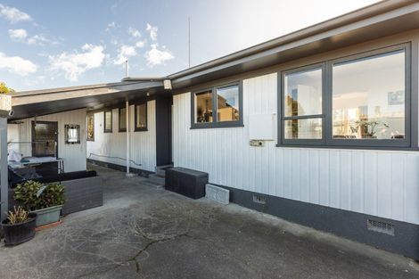 Photo of property in 51 Coventry Avenue, Tamatea, Napier, 4112
