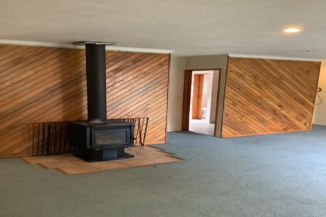 Photo of property in 17b Ramore Place, Redwood, Christchurch, 8051