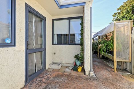 Photo of property in 2/1004 Waipuna Street, Mahora, Hastings, 4120