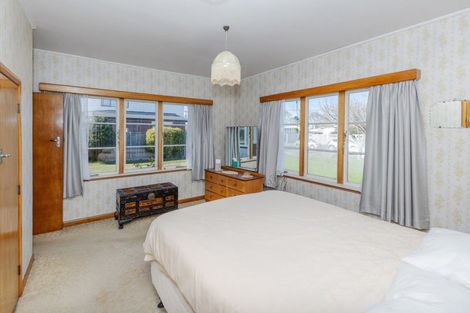 Photo of property in 10 Mahana Road, St Andrews, Hamilton, 3200