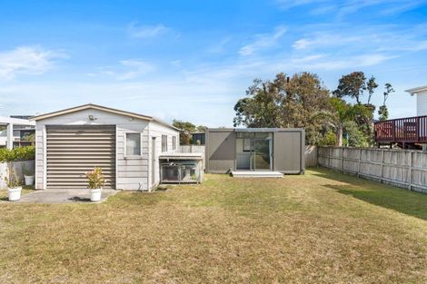 Photo of property in 620 Ocean Road, Whangamata, 3620