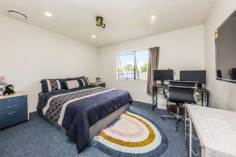 Photo of property in 3/12 Takanini Road, Takanini, 2112