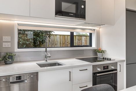 Photo of property in 52 Koro Lane, Mangere Bridge, Auckland, 2022