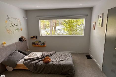 Photo of property in 61 Otitori Bay Road, Titirangi, Auckland, 0604