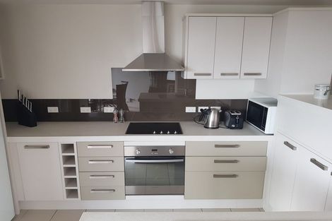 Photo of property in Bella Vista, 1b/84 Gunner Drive, Te Atatu Peninsula, Auckland, 0610