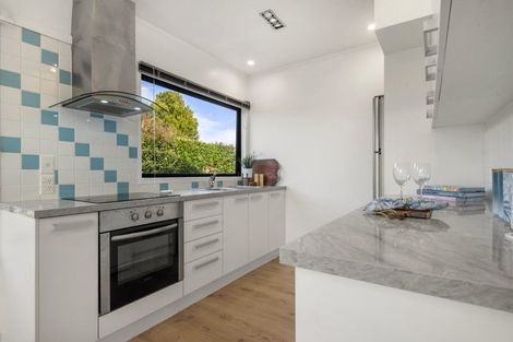Photo of property in 2/28 Marina Road, Torbay, Auckland, 0630