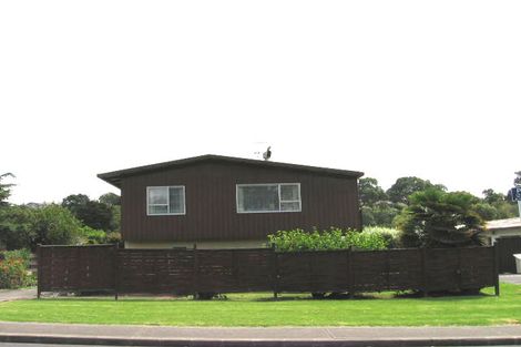 Photo of property in 2/15 Omana Road, Milford, Auckland, 0620