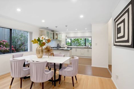 Photo of property in 104 San Marino Drive West, Henderson, Auckland, 0612