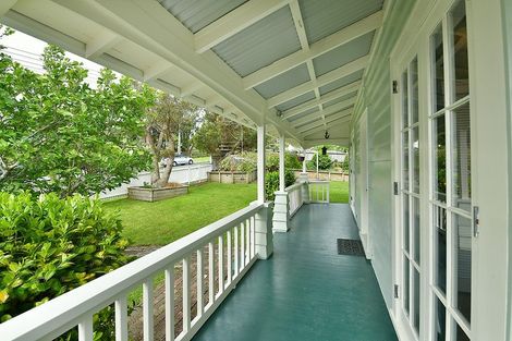 Photo of property in 2 St James Avenue, Helensville, 0800