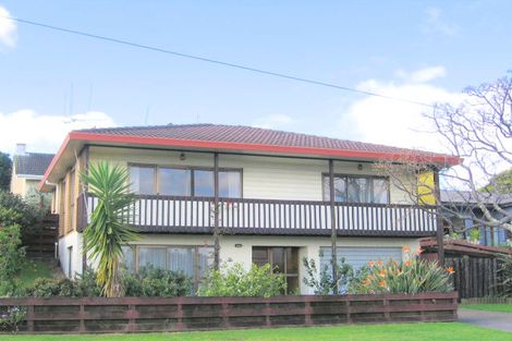 Photo of property in 51 Pitau Road, Mount Maunganui, 3116