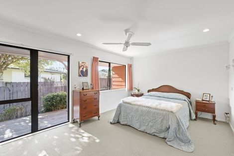 Photo of property in 94a /2 Coronation Road, Hillcrest, Auckland, 0627