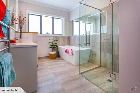 Photo of property in 150 Kupe Drive, Whitianga, 3510