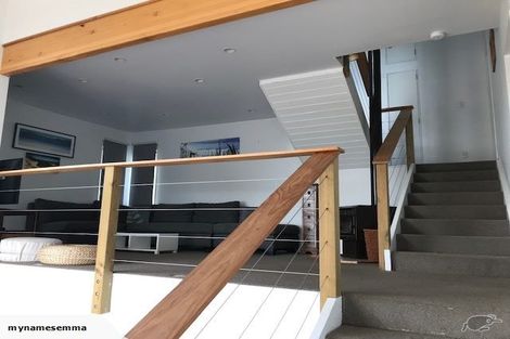 Photo of property in 91 Domain Crescent, Muriwai, Waimauku, 0881
