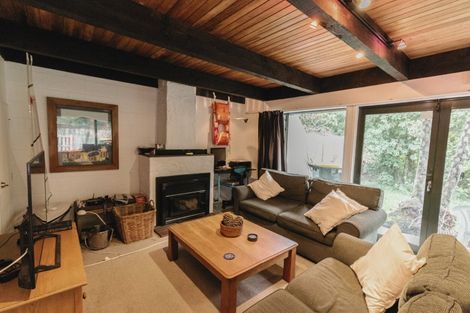 Photo of property in 2a Pitoitoi Road, Days Bay, Lower Hutt, 5013