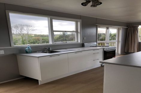 Photo of property in 102 Settlement Road, Kaiwaka, 0573