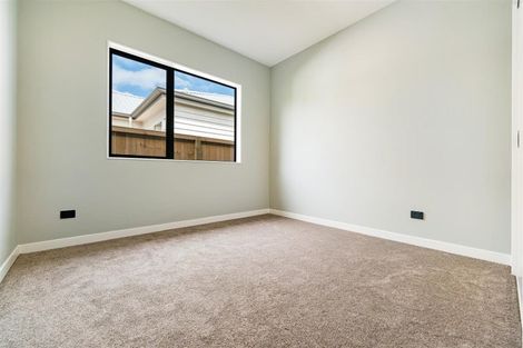 Photo of property in 32 Ta Moko Drive, Gulf Harbour, 0930