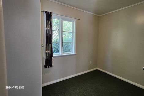 Photo of property in 2/78 Middleton Road, Churton Park, Wellington, 6037