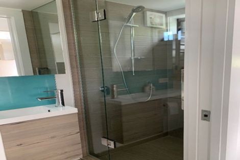 Photo of property in 2 Rimu Road, Stanmore Bay, Whangaparaoa, 0932