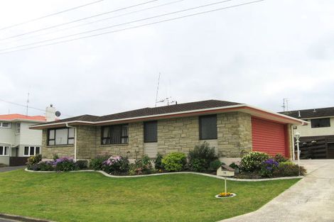 Photo of property in 13 Cooneys Drive, Matua, Tauranga, 3110