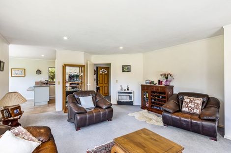 Photo of property in 2 Realm Drive, Paraparaumu, 5032