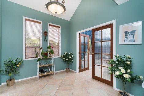 Photo of property in 16 Akaroa Avenue, Awapuni, Palmerston North, 4412