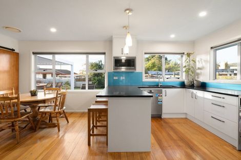 Photo of property in 11 Vine Street, Hillcrest, Hamilton, 3216