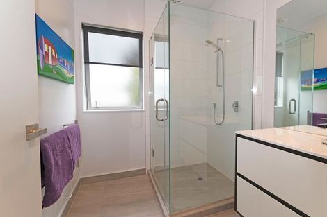 Photo of property in 9 Ngaroma House Drive, Hobsonville, Auckland, 0618