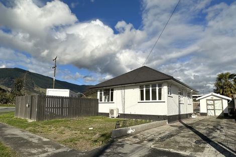 Photo of property in 56 Polstead Road, Stoke, Nelson, 7011