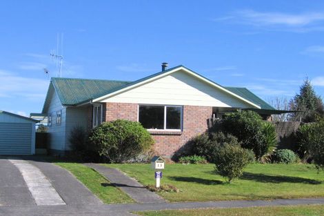 Photo of property in 15 Beatrice Place, Nawton, Hamilton, 3200