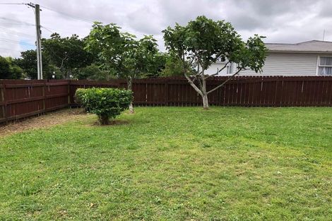 Photo of property in 58 Friedlanders Road, Manurewa, Auckland, 2102