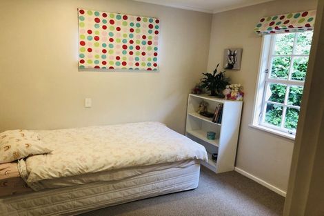 Photo of property in 25 Kent Terrace, Taradale, Napier, 4112